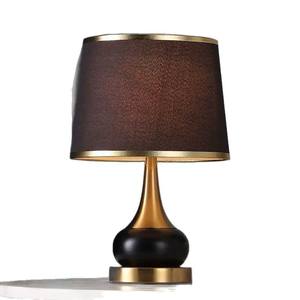 Lámpara de Mesa Moderna Minimalista de Estilo Americano Nórdico para Dormitorio y Sala de Estar, Lámpara de Noche Creativa de Lujo de Alta Gama - Product Image 2