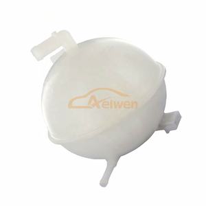 Voiture de réservoir d'eau utilisée pour Vw <span class=keywords><strong>Golf</strong></span> 1H0121407A 357121407A 357121407G - Product Image 2