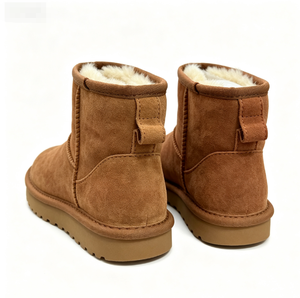 Botas de Invierno de Piel de Oveja Marrón, Estilo Slip-On, con Forro de Felpa, Punta Redonda, Suela de Goma, Diseño Plano Acolchado - Product Image 3