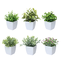 Plante artificielle en plastique de 18 cm, pot blanc, résistante à l'eau, durable, décoration de bureau et de maison