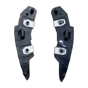 Soporte Pequeño para Parachoques Delantero M1PB-17D958-AB M1PB-17D959-AB de Direct Auto Parts para <span class=keywords><strong>Ford</strong></span> <span class=keywords><strong>Bronco</strong></span> 2021 - Product Image 1