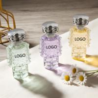 Botol Semprot Parfum Mewah Berbentuk Persegi 50 Ml, 100 Ml, 30 Ml, Botol Parfum Kaca Portabel untuk Wanita dengan Kemasan Kotak