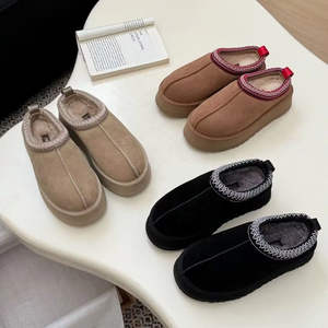 Chaussons d'hiver pour femmes, chauds et doux, en cachemire, plateforme Tasman, avec bande tressée, bottes de neige - Product Image 6