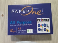 Papier de haute qualité A4 pour la copie, idéal pour le bureau et l'école, surface lisse, performance sans encrochements.
