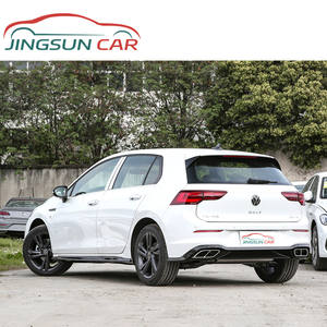 Coche de gasolina <span class=keywords><strong>Volkswagen</strong></span> VW <span class=keywords><strong>Golf</strong></span> <span class=keywords><strong>2023</strong></span> 380TSI DSG <span class=keywords><strong>GTI</strong></span> 2,0 T FWD Suv - Product Image 2