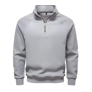Sudadera deportiva al por mayor con media cremallera y estilo retro para colecciones minoristas de ropa deportiva - Product Image 1