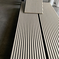 Panneaux acoustiques en mousse de bois massif de conception moderne les plus vendus Décoration murale hexagonale Absorption acoustique Utilisation au bureau 1.0 NRC