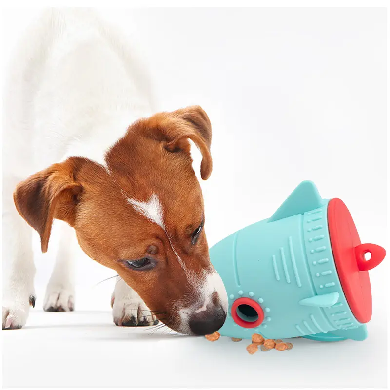 Wholesale Pet Dog Toys Food Dispenser Small Medium Large Luxury Eco Friendly Durable Silicone Rocket Pet Dog Chew Toys