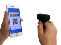 휴대용 미니 BT 무선 핑거 바코드 스캐너 웨어러블 링 1D 레이저 2D QR 바코드 리더 USB 유료 화면 스캔