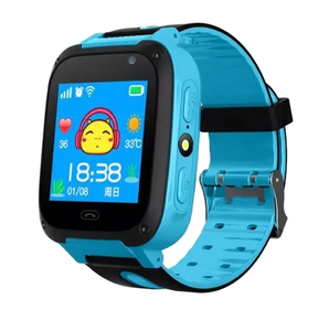 Montre connectée anti-perte Q9 pour enfants, tracker LBS, appel SOS, suivi d'activité, cadeau pour enfants, écran TFT carré, bracelet en caoutchouc, compatible Android - Product Image 1