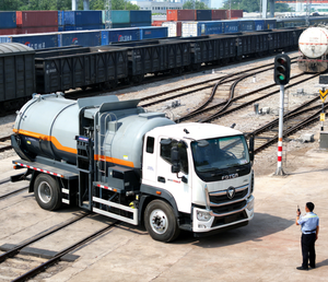 Camion de collecte des ordures à montage latéral Futian, moteur diesel, transmission 4x2, moteur Euro <span class=keywords><strong>4</strong></span>, pompe - Product Image 3