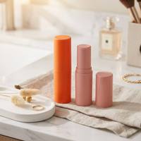 Vente en gros de tubes à blush vides ronds de 8 g, tubes à baume à lèvres vides, emballages cosmétiques rechargeables avec logo personnalisé