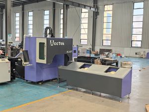 3kw 6kw cnc फाइबर लेजर ट्यूब कटिंग मशीन अर्ध स्वचालित फीडिंग स्टील पाइप लेजर कटिंग हेड के साथ लेजर कटिंग मशीन - Product Image 3