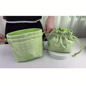 Bolsa con cordón con patrón de rejilla verde para mujer, mini bolsa de cosméticos, bolsa de almacenamiento para joyas y artículos diversos - Product Image 3