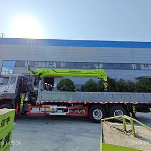 New Sinotruk 6x4 Truck Mounted Zoomlion 14 Ton 5-section Arm Crane, <b>Strong</b> Lifting Capacity for Steel <b>Box</b> Girder Lifting - Product Image 4
