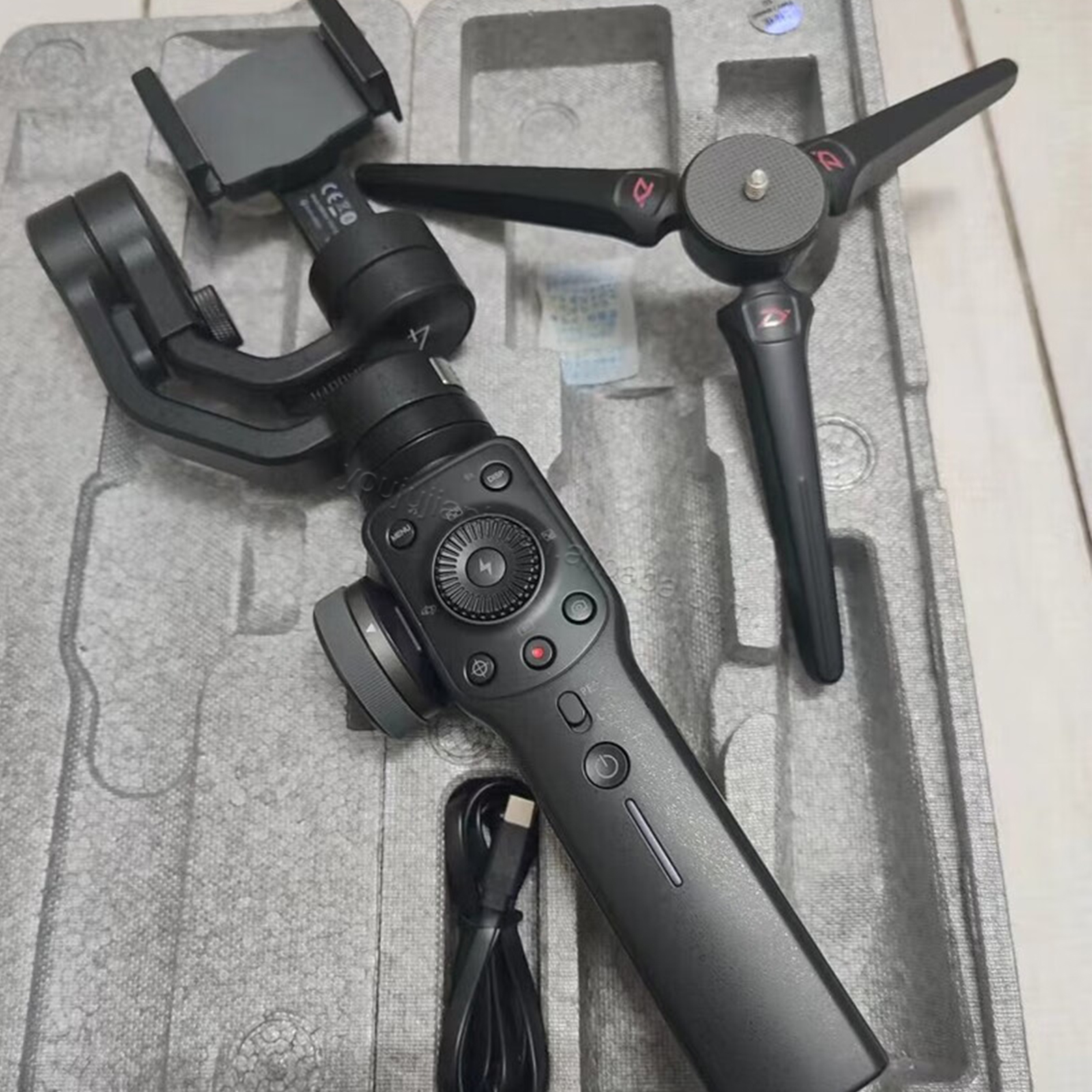スマートフォン・携帯電話 Smooth 4 3軸ジンバルスタビライザー