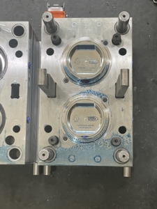 Khuôn ép nhựa miệng rộng nắp khuôn có tay cầm - Product Image 3