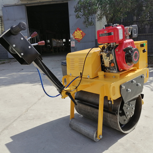 Küçük inşaat makineleri hidrolik titreşimli Mini yol silindiri 1.2 <span class=keywords><strong>Ton</strong></span> çift davul asfalt silindir Vibro actor ktör satılık - Product Image 6