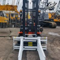 Chariot élévateur diesel d'occasion HELI CPCD35 de 3,5 tonnes avec accessoire de serrage, moteur de 37 kW pour les travaux de manutention de marchandises en vrac
