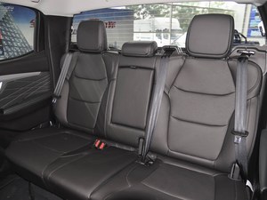 <span class=keywords><strong>Pick</strong></span>-<span class=keywords><strong>up</strong></span> <span class=keywords><strong>ISUZU</strong></span> D-MAX 2026, 3.0 T 4x4 Diesel, automatique, tout-terrain - Product Image 3