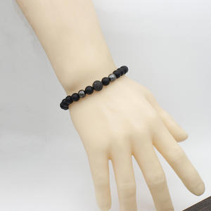 도매 매력 폴란드어 블랙 마노 현미경 비즈 남자 팔찌 탄성 로프 자연 매트 갈기 돌 구슬 - Product Image 4