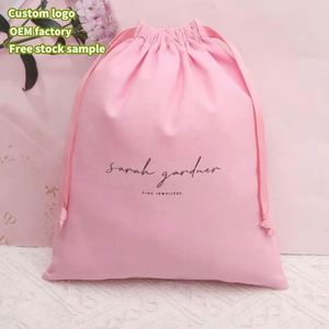 ถุงผ้าฝ้ายมัสลินปักโลโก้ตามสั่ง พร้อมเชือกผูก สำหรับใส่ของขวัญ - Product Image 4
