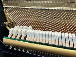 Piano Vertical Yamaha <span class=keywords><strong>YUS</strong></span> Original Japonés Reacondicionado, con Refuerzo Cruzado, Altura 121cm - Product Image 4