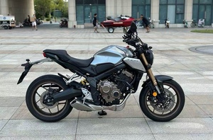 เบนเทียน <span class=keywords><strong>CB650R</strong></span> นีโอเรโทร เน็คเก็ต สปอร์ตไบค์ - เครื่องยนต์ 649 ซีซี แบบอินไลน์โฟร์, เบรกดิสก์คู่ + ระบบเบรก ABS |   การจัดส่งสินค้าทั่วโลก - Product Image 3