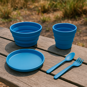 Ensemble de vaisselle de camping en silicone 5-en-1 pour l'extérieur, bol pliable, tasse, assiette, cuillère et fourchette, portable et sans BPA, couleurs et logo personnalisés - Product Image 1