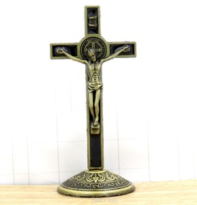 Mesa Jesús Cruz Crucifijo de pie Metal San Benito Coche Auto Cruz Crucifijo Estatua con Base - Product Image 1