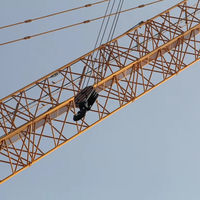 Grue tout-terrain RT200E 20T 33m de qualité industrielle pour le levage de modules de plateformes offshore et les travaux d'entretien de raffineries