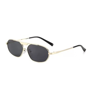Lunettes de soleil ovales à monture complète pour femme, protection UV400, nouvelle collection 2026, style rétro européen et américain - Product Image 4