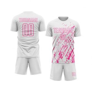 Ensemble de maillot de football rose de haute qualité à manches courtes, uniforme de football respirant, vêtements de sport performants pour l'entraînement - Product Image 1