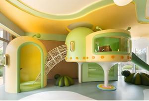 Équipement de jeux d'intérieur et d'extérieur commercial pour enfants, tout-petits et bébés avec piscine à balles, labyrinthe et jeux de rôle - Product Image 2