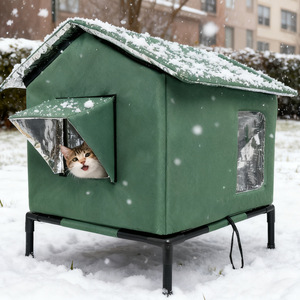 Nichoir d'hiver surélevé et imperméable pour chats d'extérieur, abri isolé pour chats errants, cabane résistante aux intempéries pour chatons errants par temps froid et neigeux - Product Image 1