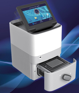 เทคโนโลยีใหม่ที่ทรงพลังสำหรับระบบ QPCR แบบเรียลไทม์ ซีรีส์ Q2000 รุ่น FAM SYBR Green VIC HEX CY3 TET เทอร์โมไซเคิลเลอร์ - Product Image 1