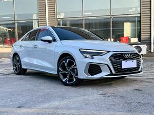 JX Auto: Eleva tu experiencia de conducción en África. <span class=keywords><strong>Audi</strong></span> A3L Limusina 35 TFSI Luxury Selection 2022 Usado: Motor a Gasolina, Confort Premium - Product Image 2