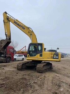 รถขุดตีนตะขาบ Komatsu PC210-8 มือสองคุณภาพสูง พร้อมเครื่องยนต์ มอเตอร์เกียร์ น้ำหนักใช้งาน 21 ตัน ราคาดี มีสินค้าในสต็อก - Product Image 3