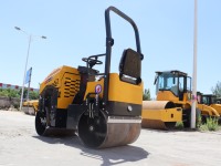 Nouvelle rouleuse vibrante de précision à double tambour de 1 tonne, puissante et robuste, avec vérin de direction