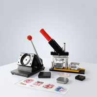 Nouvelle machine manuelle de fabrication d'aimants de réfrigérateur carrés de 50 mm, modèle 2026, en promotion, garantie 1 an, contrôle du cœur, sans alimentation électrique, certifiée