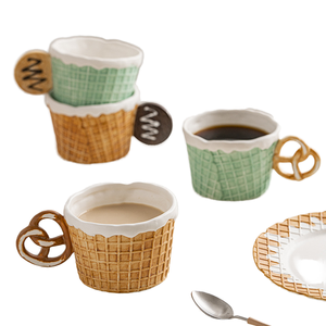 Juego de Tazas y Platos de Porcelana con Forma de Galleta, Diseño Clásico, Novedad del Fabricante, para el Regreso a Clases - Product Image 3