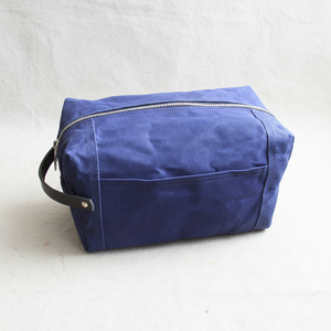 Factory Wholesale Large Capacity Waterproof Cosmetic Storage Bag Hanging Toiletry Wash Bag for Makeup PBO-0041 - Product Image 1