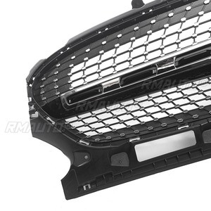 แถบกันชนตกแต่งกระจังหน้ารถชุดกระจังหน้าสไตล์รถแข่งสำหรับรถ Mercedes Benz GLA H247สปอร์ต2020-2023 - Product Image 4