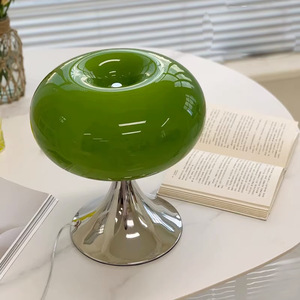 Lampe de table moderne du milieu du siècle rétro pomme verre énergie électrique inscrit crème pour chambre salon français Bauhaus inspiré - Product Image 2
