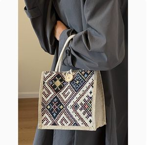 에스닉 스타일 여성 여름 핸드 헬드 린넨 도시락 가방 새로운 패션 캔버스 아웃 가방 1688 구매 대리인 - Product Image 5