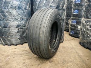 Nouveaux pneus agricoles pour tracteurs de montagne, conception de pneus avec structure diagonale 10.00-15 et 11L-15SL - Product Image 4