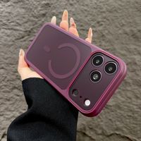 Coque de téléphone rigide effet peau nuage avec bande magnétique intégrée antidérapante et bouton pour appareil photo pour iPhone 18 Pro Max 17 16 15 14 13