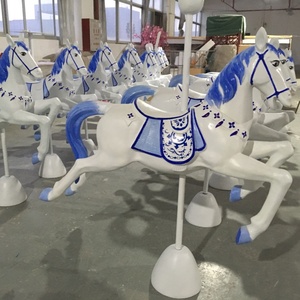 Escultura de carrusel de fibra de vidrio de circo Artificial personalizada Visual, decoración de centro comercial, ventana decorativa, <span class=keywords><strong>esculturas</strong></span> de <span class=keywords><strong>caballos</strong></span> de carrusel - Product Image 3