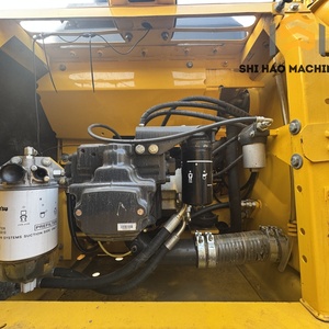 Excavadora Hidráulica de Cadenas Komatsu PC220 de 22 Toneladas, Casi Nueva, de Buena Calidad para Proyectos de Construcción, Potente - Product Image 6