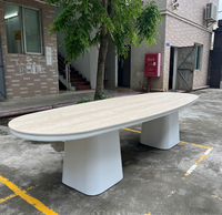 Marmor-Effekt Tischplatte Rostfreie Outdoor-Möbel Hof- und Park-Möbel Zeitgenössisches Aluminium-Esstisch-Set für Draußen